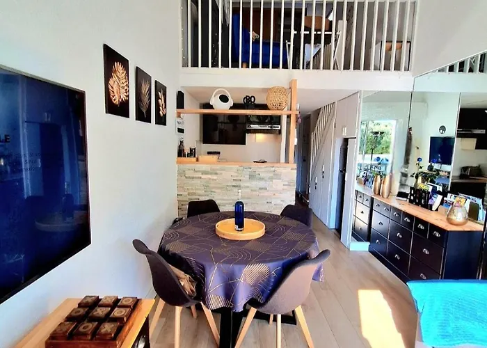 Le Roof-top Du Cap アパート